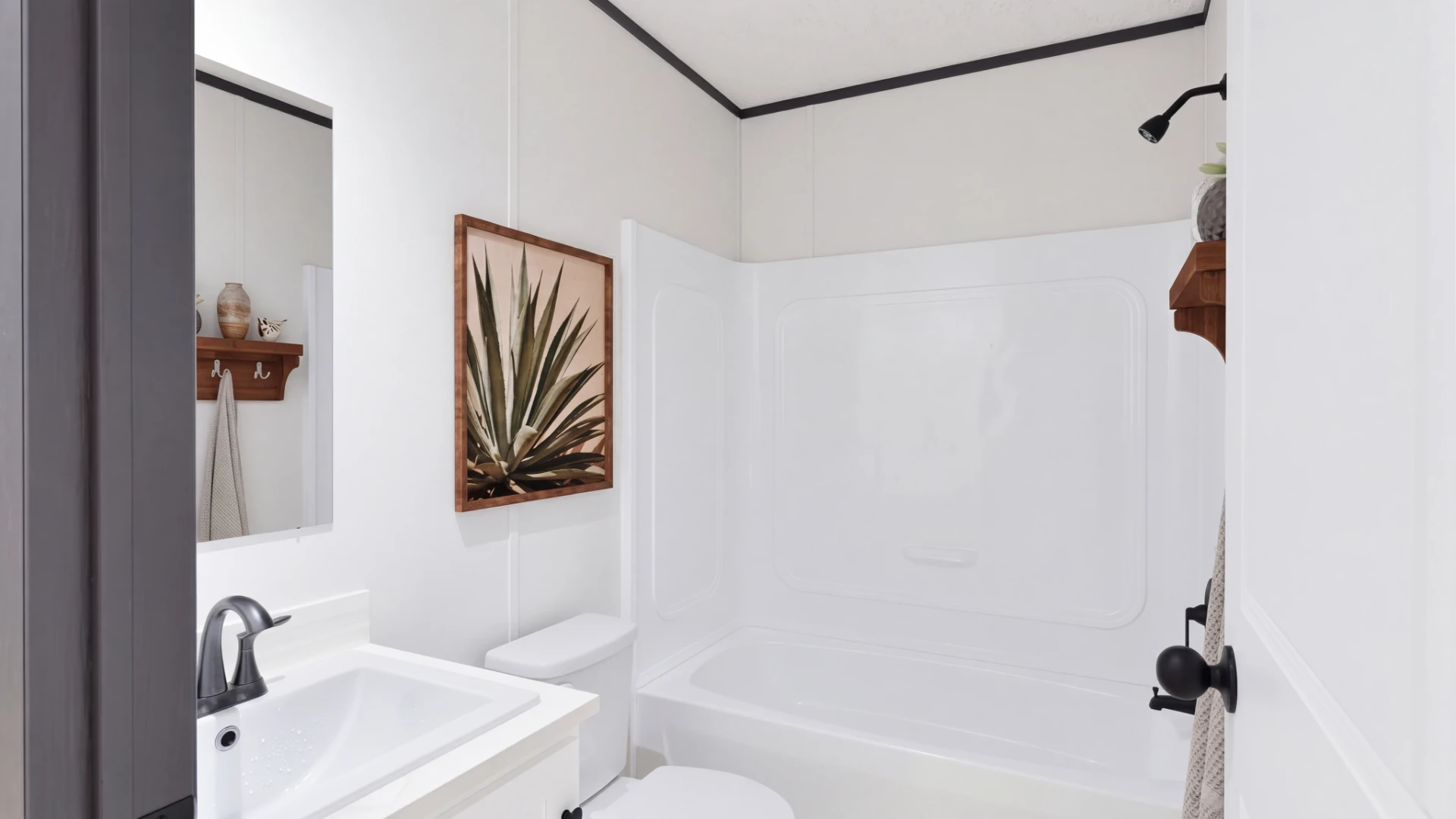 Segundo baño de la casa móvil Emilia 16x76