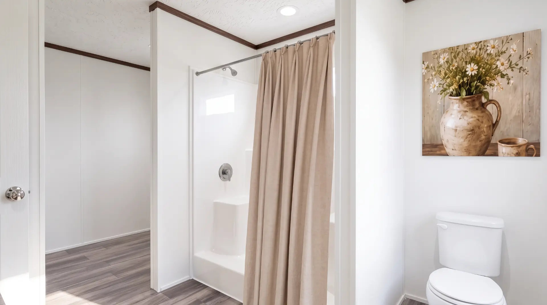 Baño principal de la casa móvil Sofía 16x76